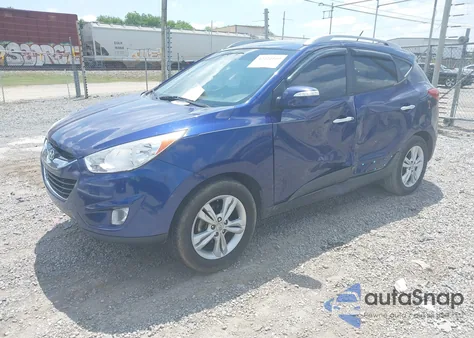 2011 Hyundai Tucson Limited z USA, uszkodzony, nr VIN KM8JU3AC2BU287805